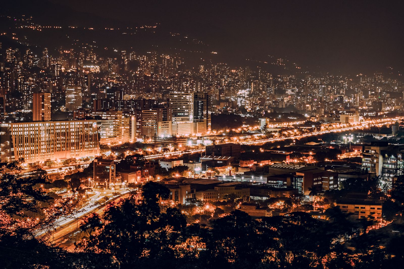 Laureles Medellín at night — Pexels